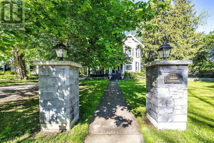 Detached at 220 COCHRANE STREET, Scugog