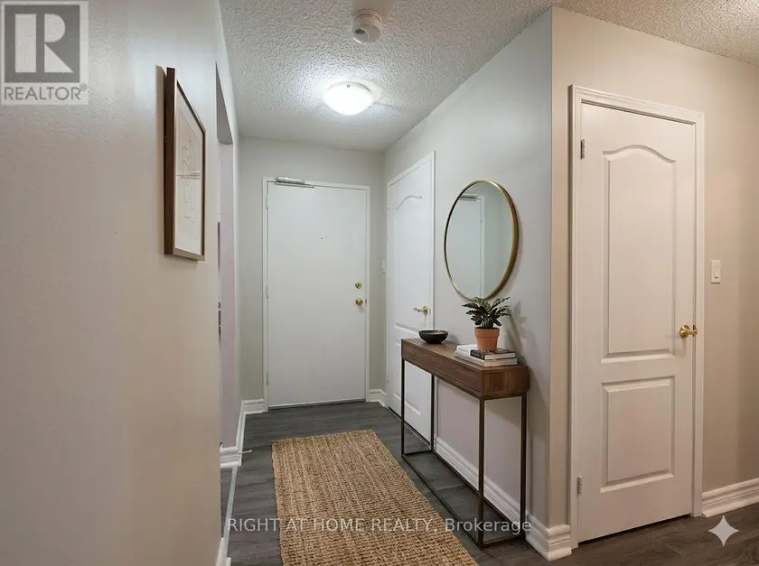 Apartment at 208 - 936 GLEN ST STREET S, Oshawa