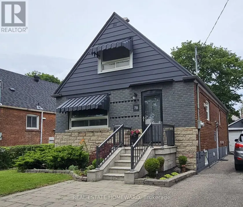 Detached at 715 PHARMACY AVENUE, Toronto (Clairlea-Birchmount)