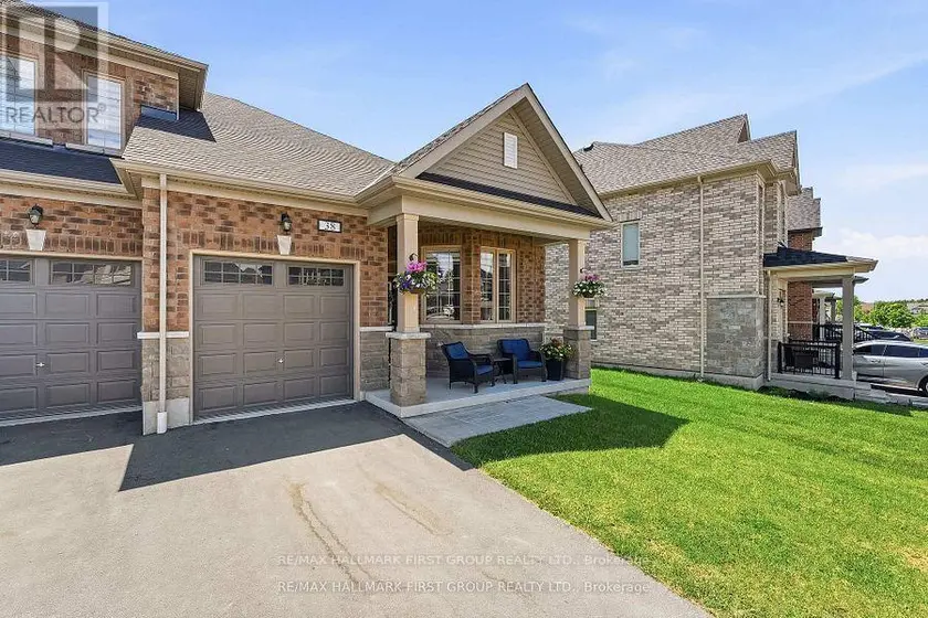 Townhouse at 38 SOUTHAMPTON STREET, Scugog