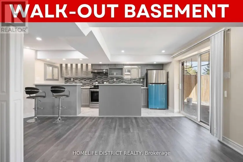 Detached at 7 MOSELY CRESCENT, Ajax