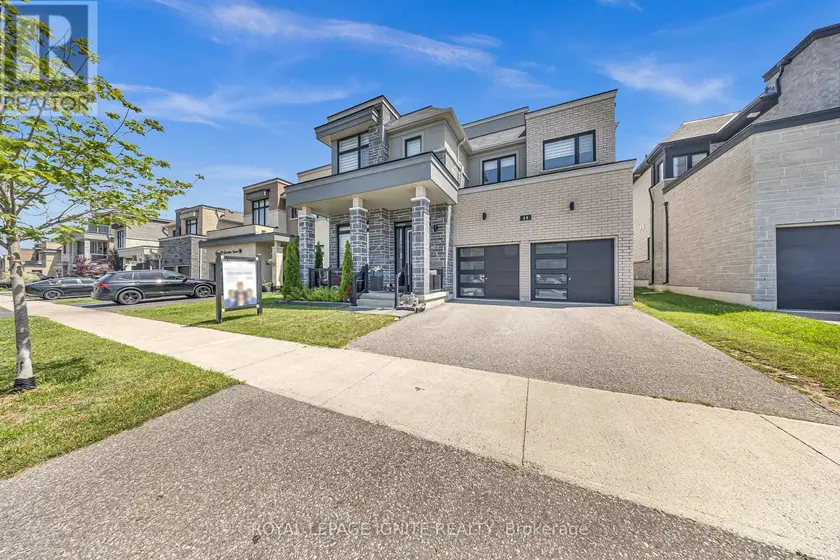 Detached at 11 LARKIN LANE, Clarington