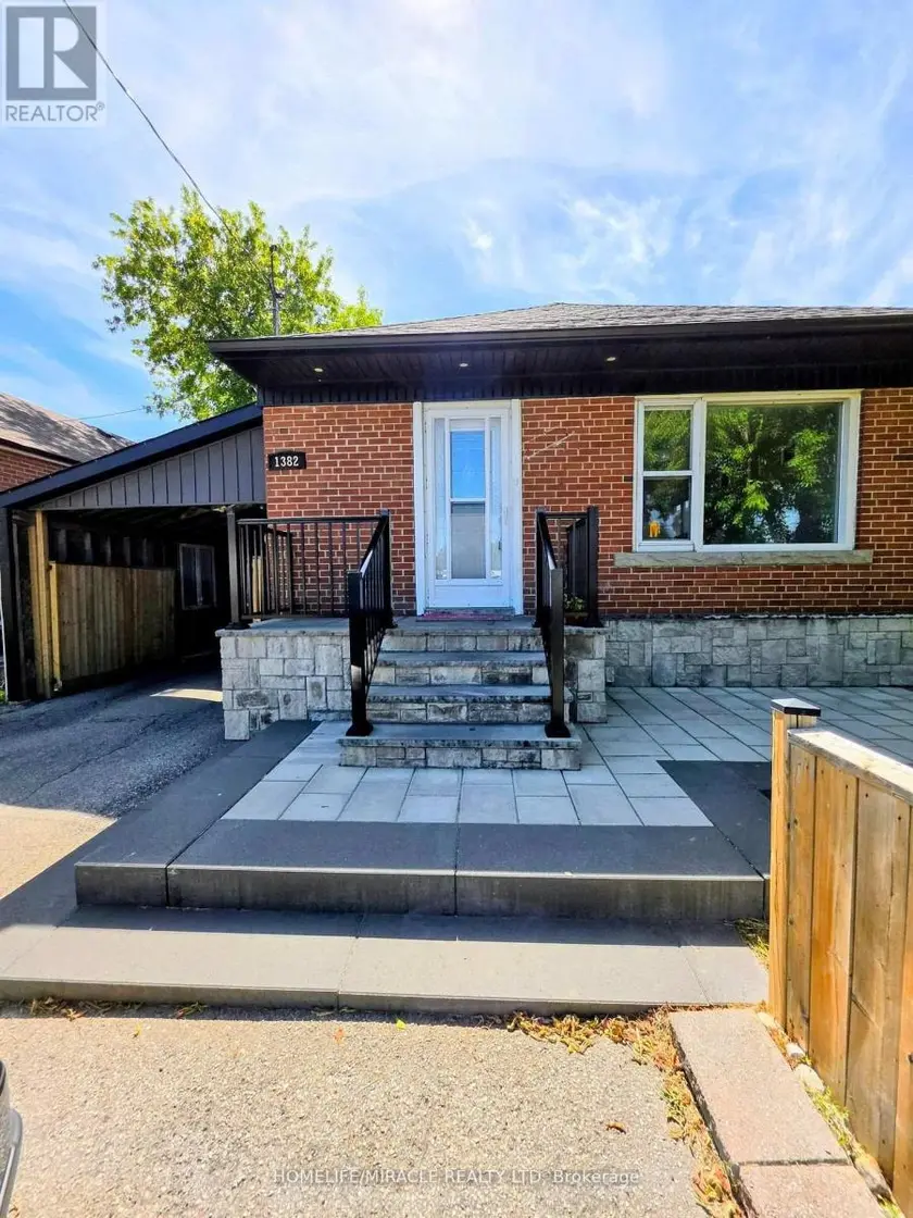 Detached at BSMT - 1382 WARDEN AVENUE, Toronto