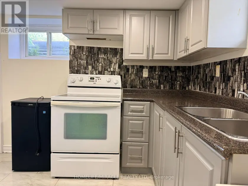 Detached at 755 SOMERVILLE STREET, Oshawa