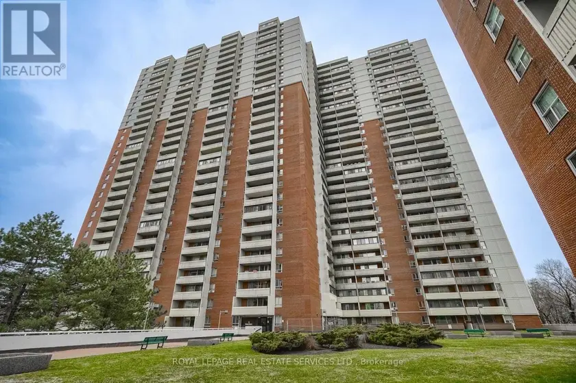 Apartment at 2614 - 1 MASSEY SQUARE, Toronto (Crescent Town)