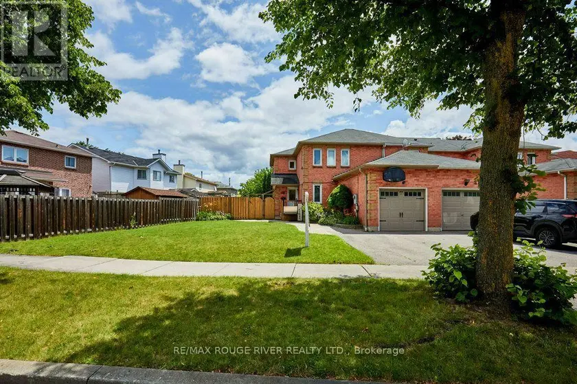 Townhouse at 216 WRIGHT CRESCENT, Ajax
