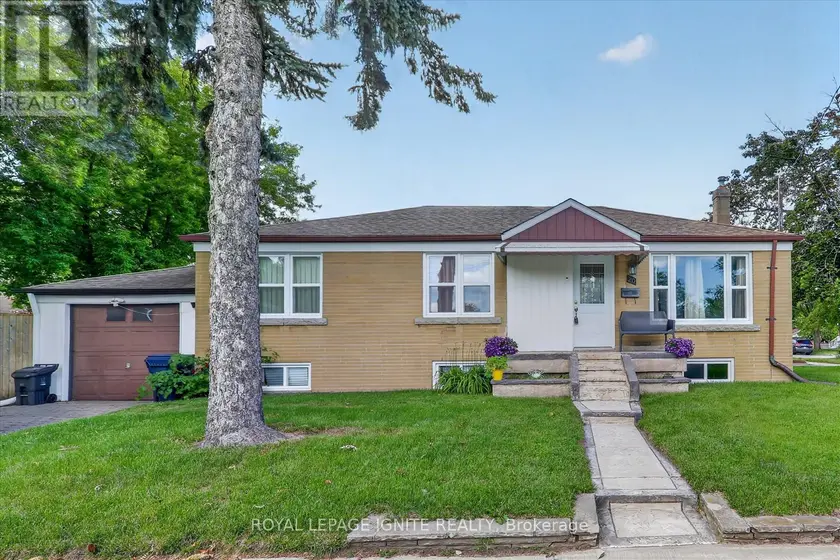 Detached at 20 ALANBURY CRESCENT, Toronto