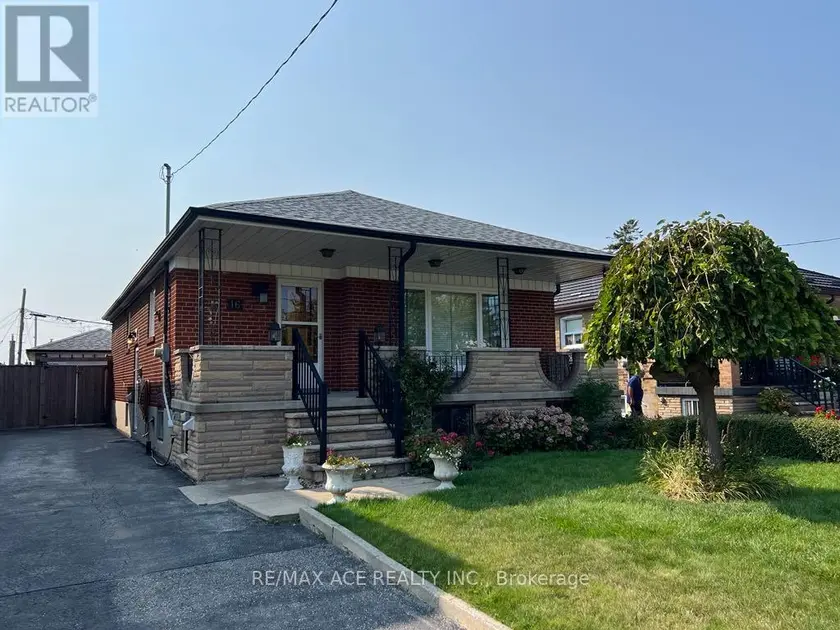 Detached at BSMT - 16 MARTA AVENUE, Toronto