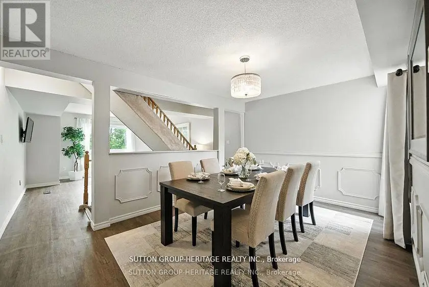 Townhouse at 29 - 601 GALAHAD DRIVE, Oshawa