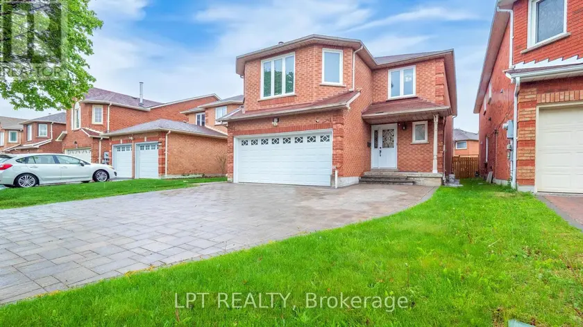 Detached at MAIN - 17 GLENHEATHER TERRACE, Toronto