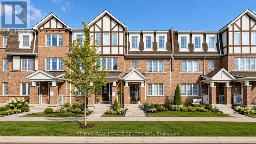 Townhouse at 32 BLUEGILL CRESCENT, Whitby
