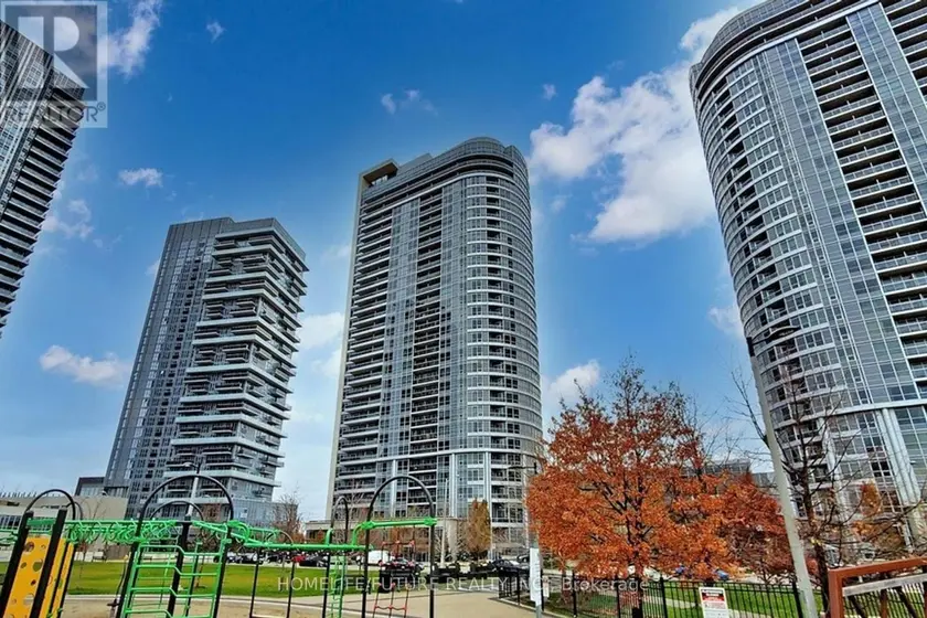 Apartment at 821 - 181 VILLAGE GREEN SQUARE, Toronto