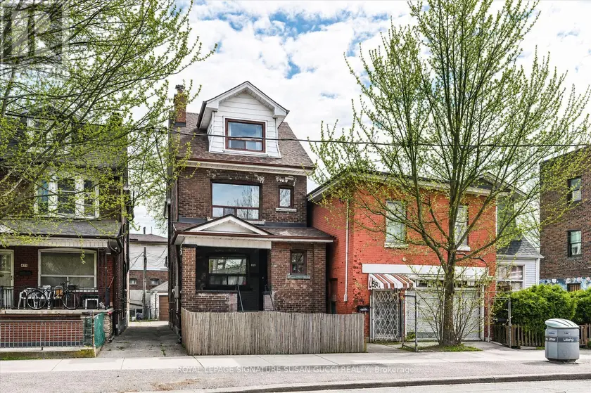 Detached at 669 GREENWOOD AVENUE, Toronto