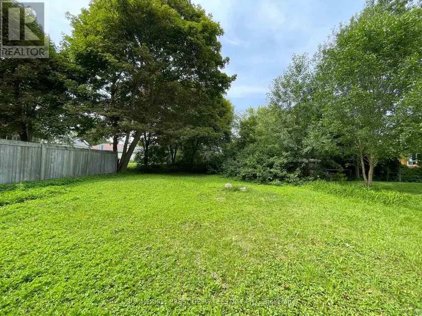 Detached at 3068 LAKEVIEW BOULEVARD