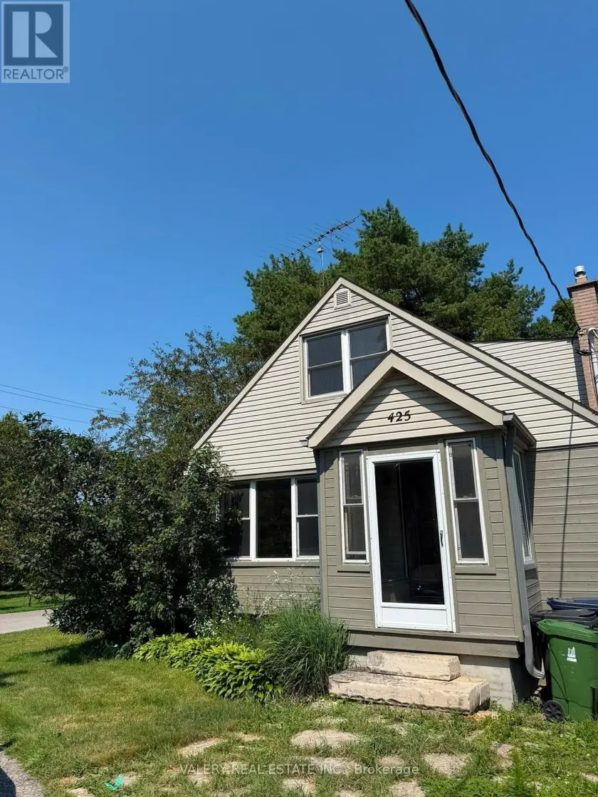 Detached at 425 LIVINGSTON ROAD N, Toronto