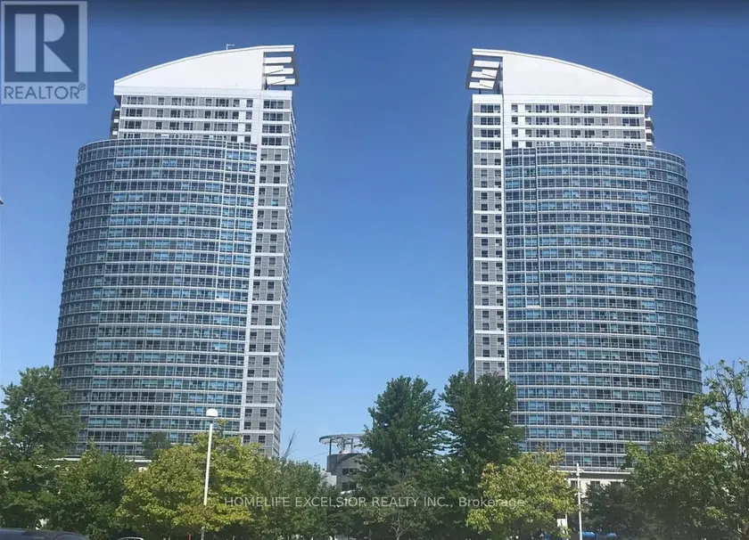Apartment at 1515 - 36 LEE CENTRE DRIVE, Toronto