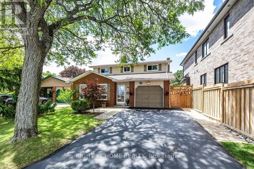 Detached at 1770 SPRUCE HILL ROAD, Pickering