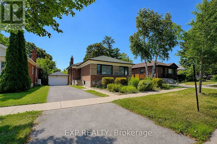 Detached at MAIN - 36 VAUXHALL DRIVE, Toronto
