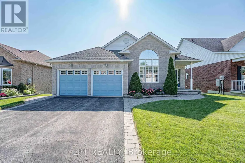 Detached at 219 WATERBURY CRESCENT, Scugog