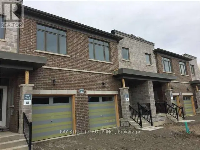 Townhouse at 45 LONGSHORE WAY, Whitby