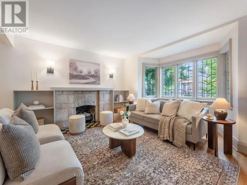 Detached at 37 CHILTON ROAD, Toronto