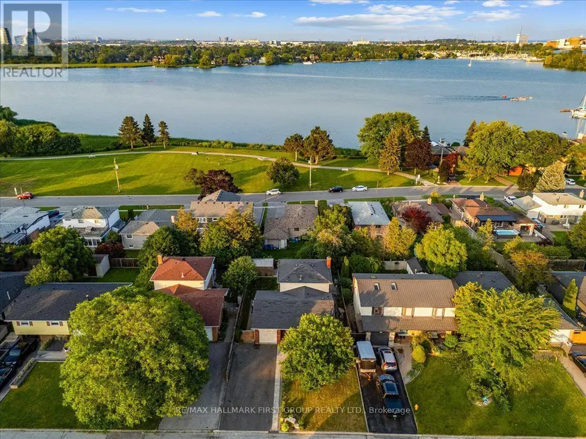 Detached at 721 LEASIDE STREET, Pickering