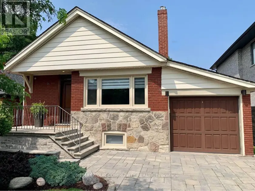 Detached at LOWER - 16 COXWELL BOULEVARD, Toronto