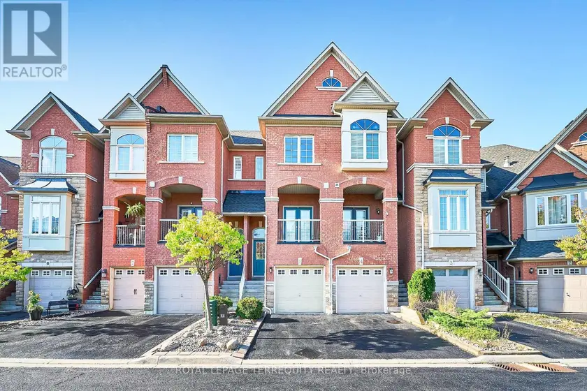 Townhouse at 5 - 301 STROUDS LANE, Pickering