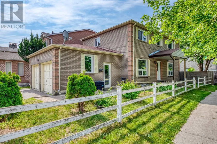 Detached at 27 ALTON TOWERS CIRCLE, Toronto
