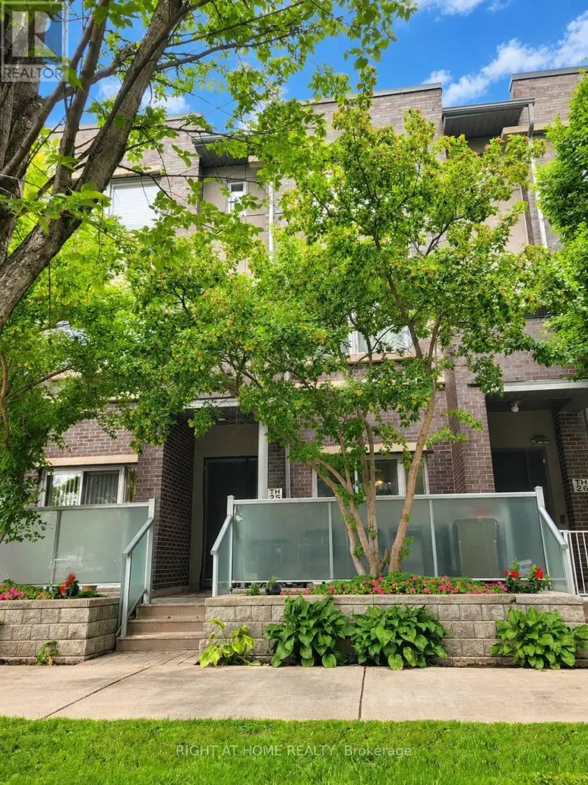 Townhouse at TH25 - 290 VILLAGE GREEN SQUARE, Toronto