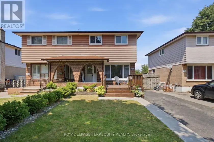 Semi-Detached/Link at 362 DURHAM COURT, Oshawa