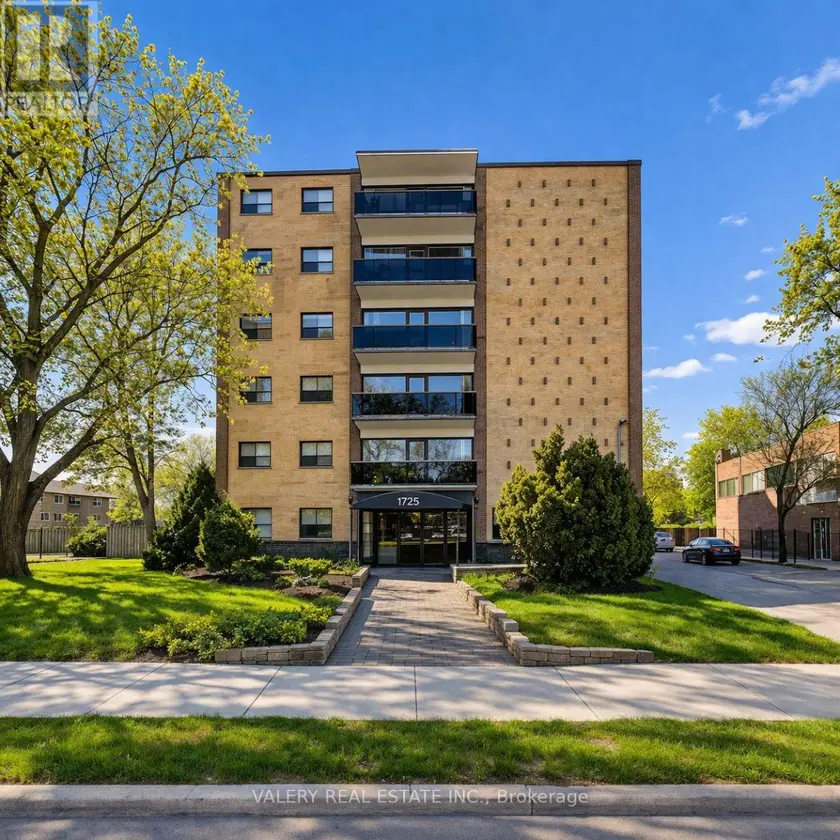 Apartment at 403 - 1725 LAWRENCE AVENUE E, Toronto
