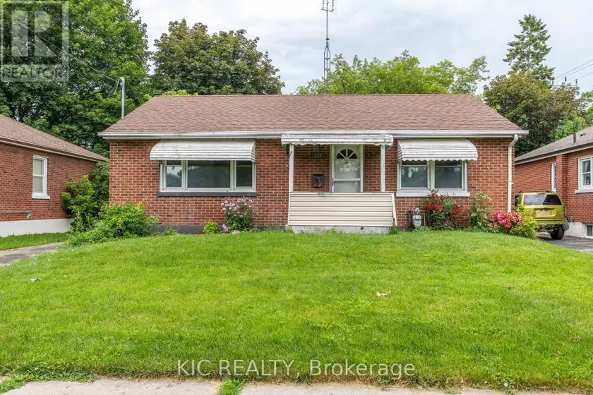 Detached at 333 CADILLAC AVENUE S, Oshawa