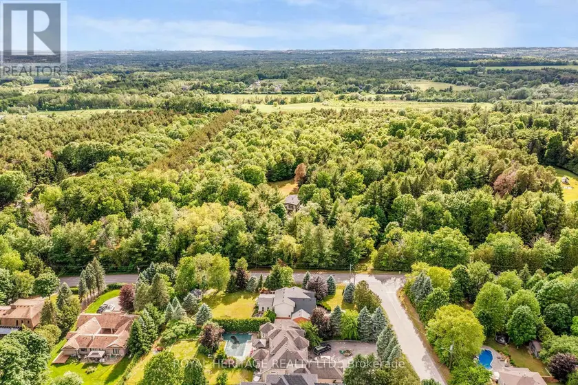 Detached at 5260 CORONATION ROAD, Whitby