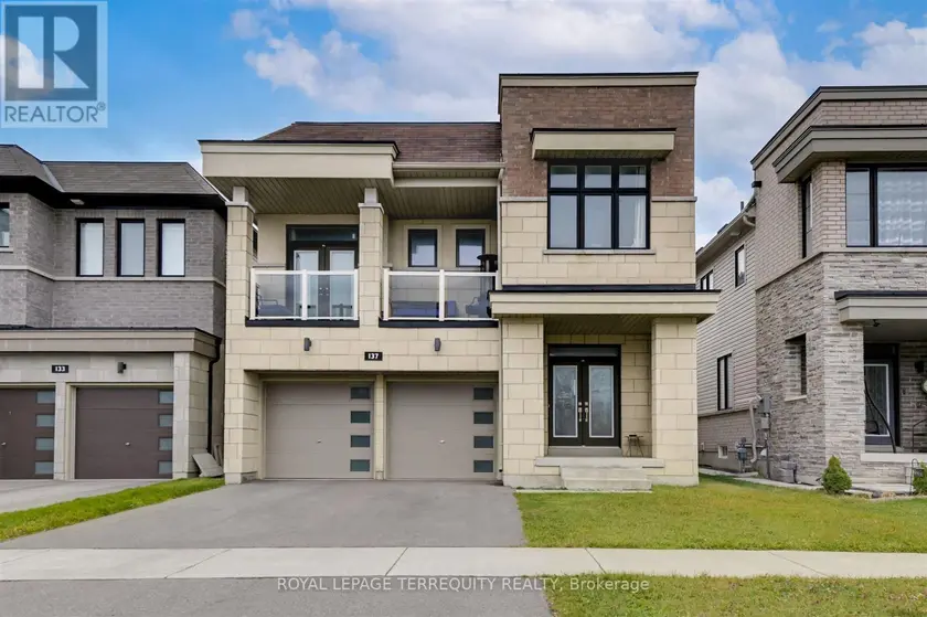 Detached at 137 EAST SHORE DRIVE, Clarington