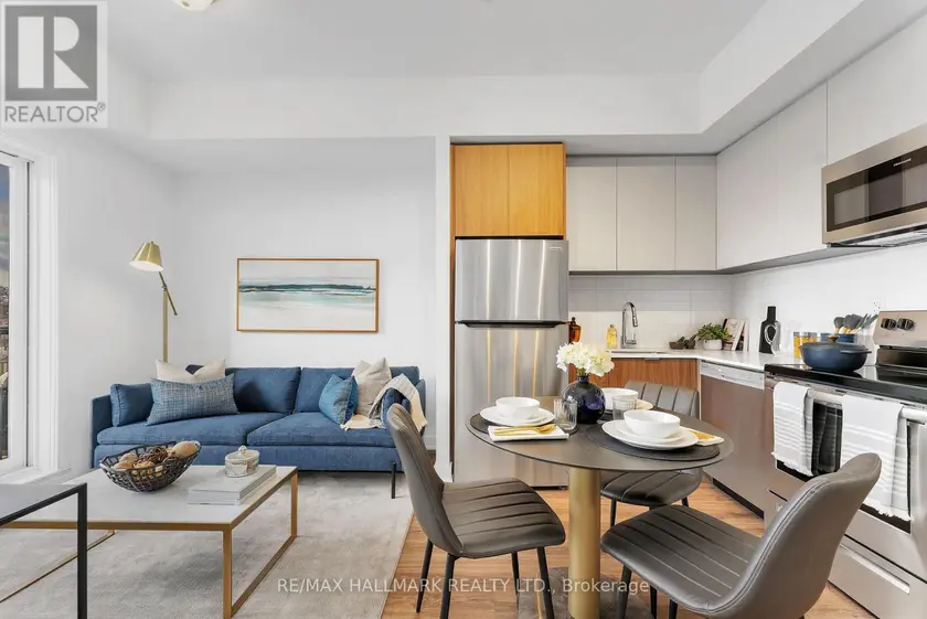 Townhouse at 350 - 37 DANFORTH ROAD, Toronto