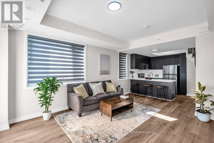 Townhouse at 207 - 1555 KINGSTON ROAD PICKERING ON ROAD, Pickering