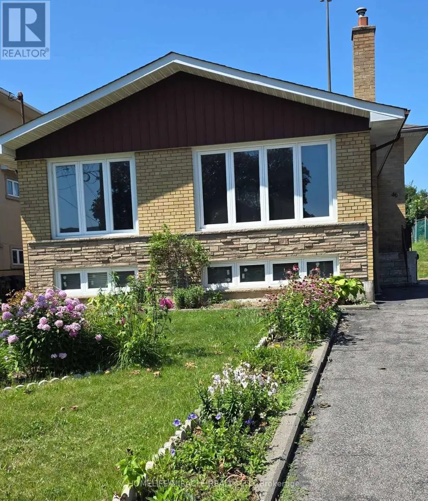 Detached at 46 CAVEHILL CRESCENT, Toronto
