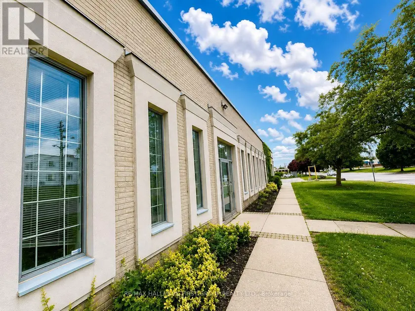 Other at 5 - 126 COMMERCIAL AVENUE, Ajax