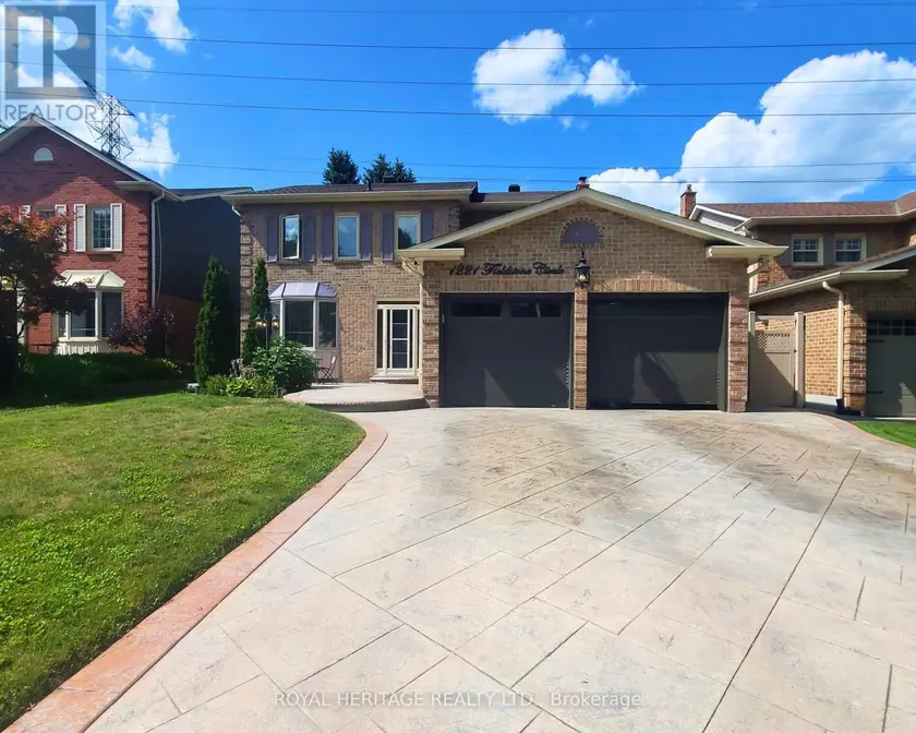 Detached at 1221 FIELDSTONE CIRCLE, Pickering
