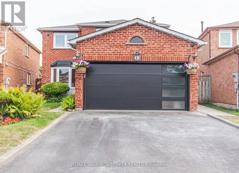 Detached at BSMT - 33 DURNESS AVENUE, Toronto