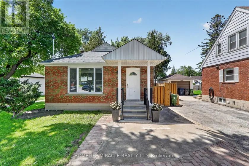 Detached at 46 SINGLETON ROAD, Toronto
