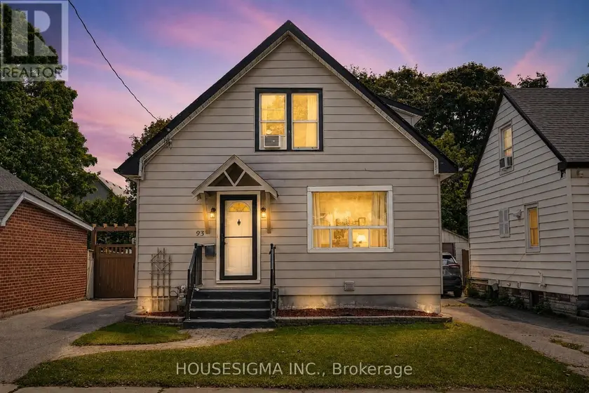 Detached at 93 BROCK STREET W, Oshawa