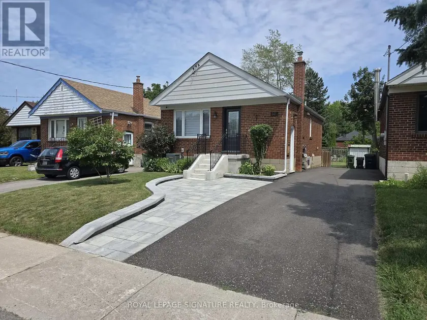 Detached at UPPER - 141 PHILLIP AVENUE, Toronto