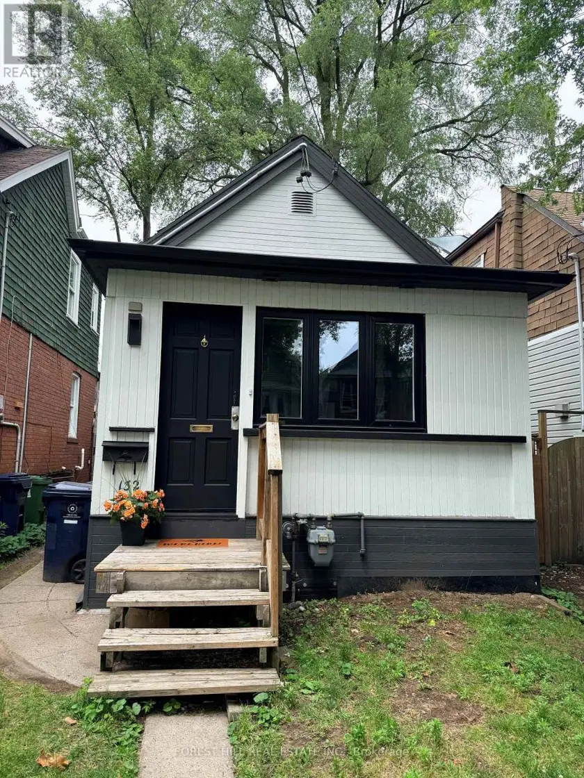 Detached at 132 HAZELWOOD AVENUE, Toronto