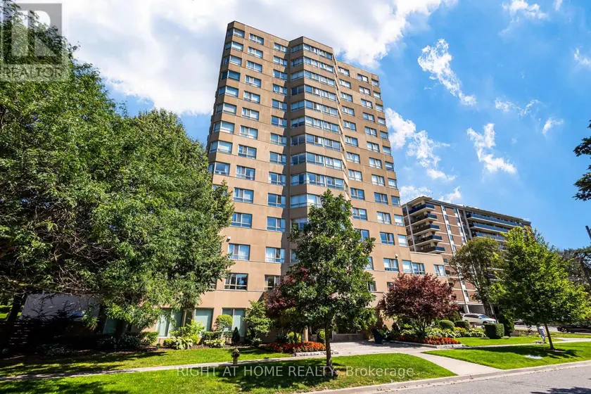 Apartment at 912 - 4 PARK VISTA DRIVE, Toronto