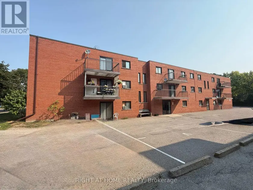 Multiplex at 205 - 555 OXFORD STREET, Oshawa
