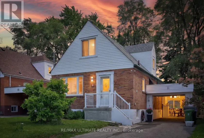 Detached at 11 MIDHOLM DRIVE, Toronto