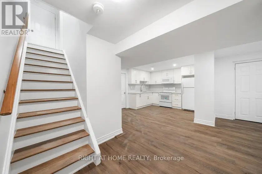 Detached at LOWER - 582 CARLYLE COURT, Oshawa
