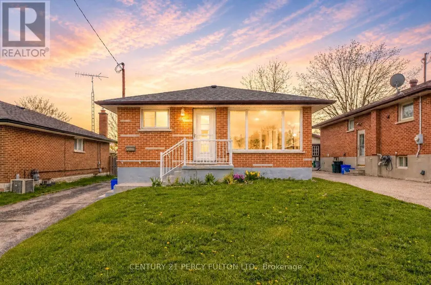 Detached at 381 CONANT STREET, Oshawa